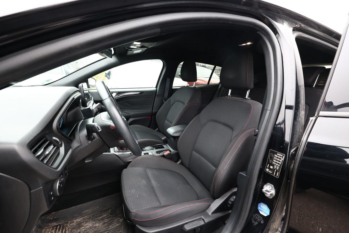 Ford Focus 2.0 EcoBlue 150 ST-Line LED eHk KeyL Kam