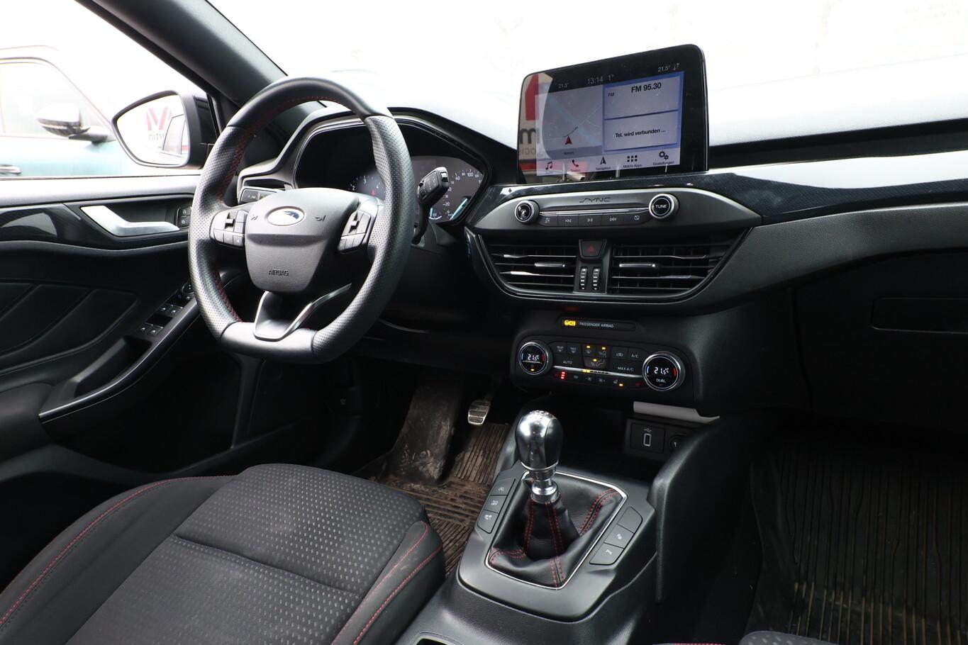 Ford Focus 2.0 EcoBlue 150 ST-Line LED eHk KeyL Kam