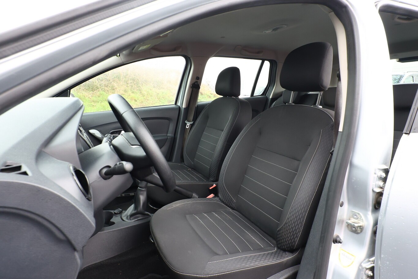 Dacia Logan II SCe 75 Comfort Nav PDC Kam Temp Klima
