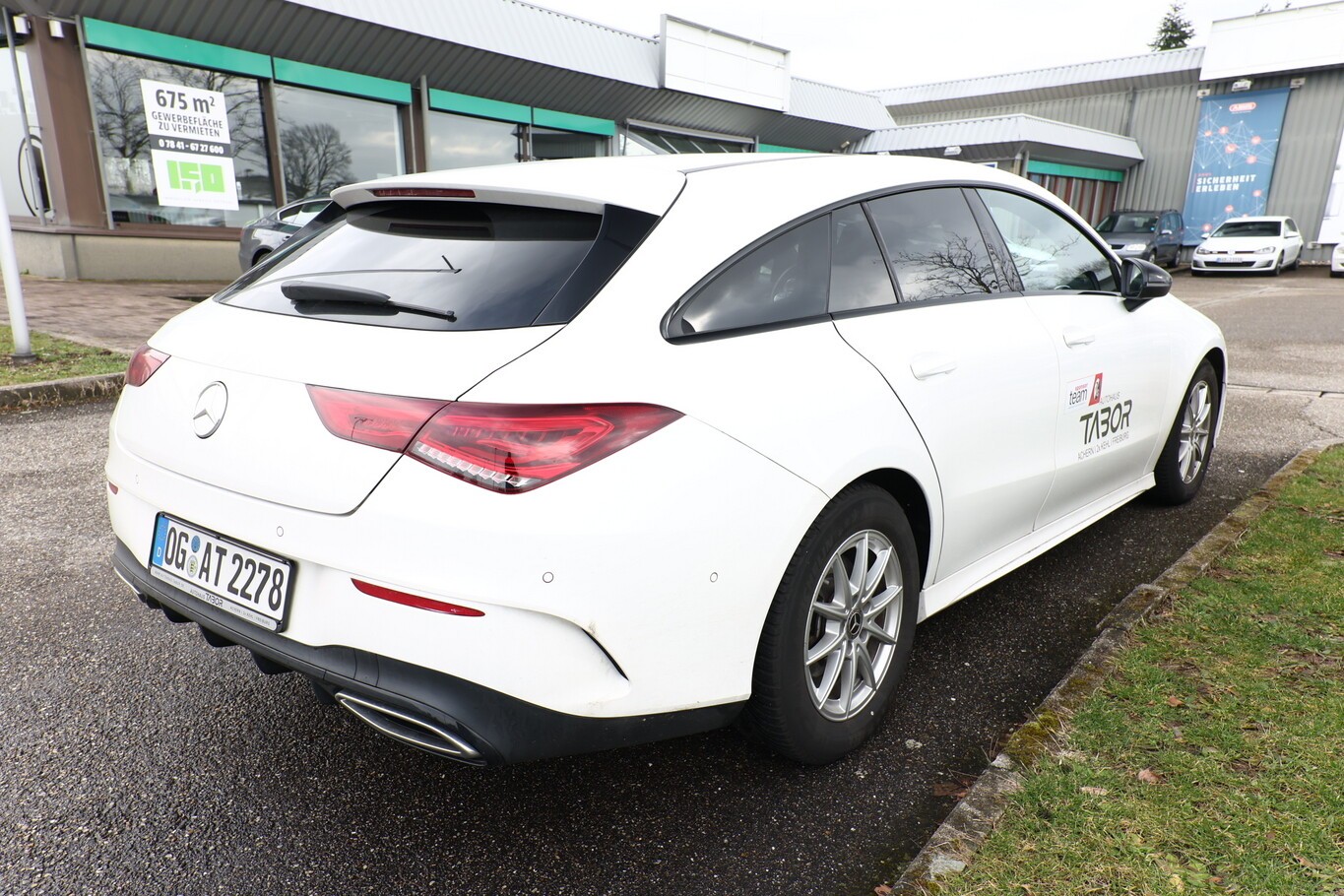 Mercedes-Benz CLA 200 d SB DCT AMG Pano NightP AHK LED Nav 18Z
