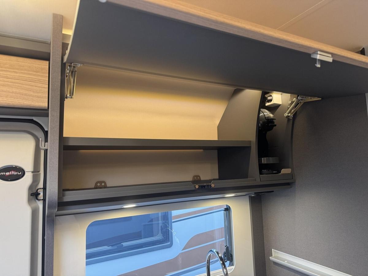 Malibu T 430 KB LE comfort Solar+ACC+LED+TV+Kaffeemaschine