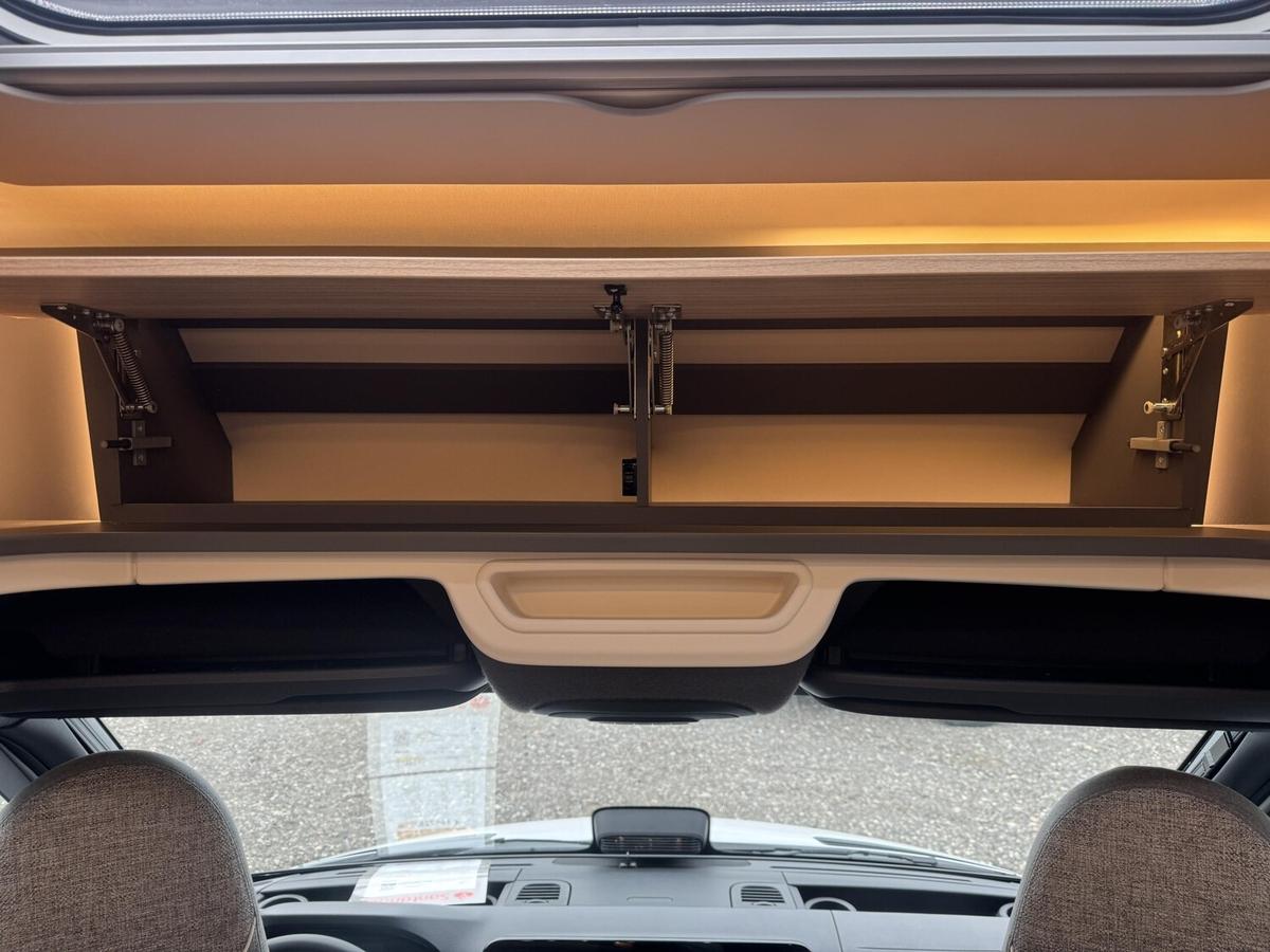 Malibu T 430 KB LE comfort Solar+ACC+LED+TV+Kaffeemaschine