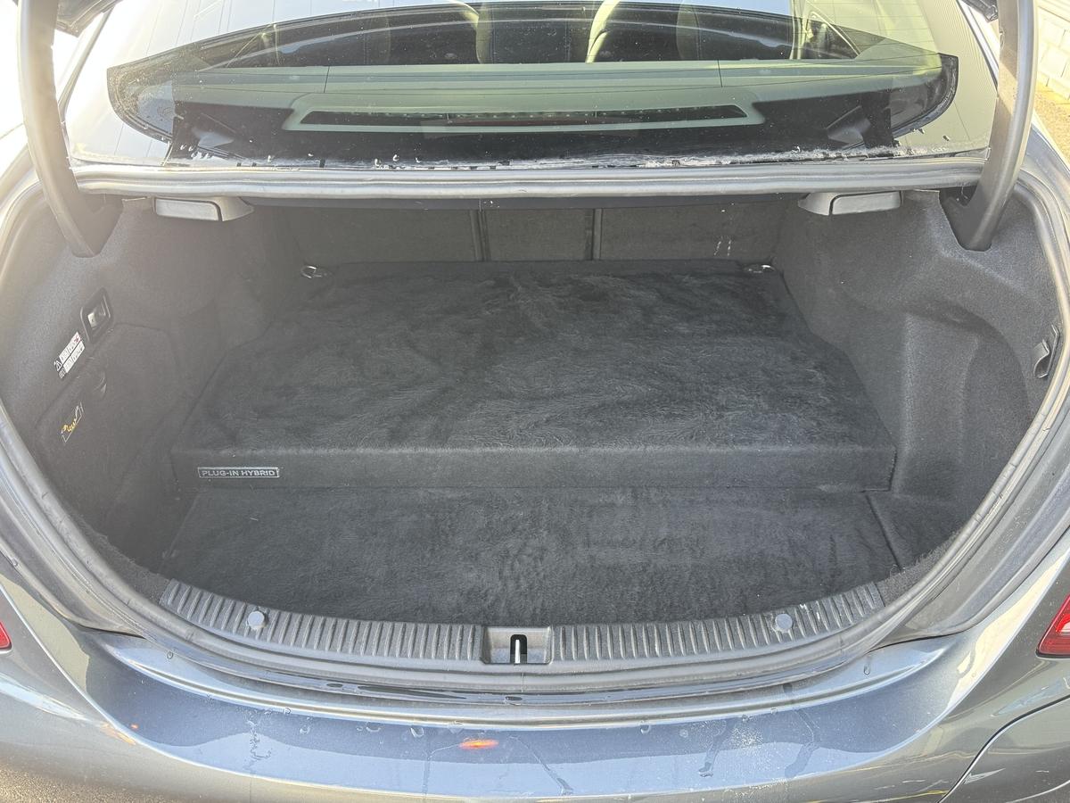 Mercedes-Benz C 350 e Avantgarde+AHK+LED+Burmester