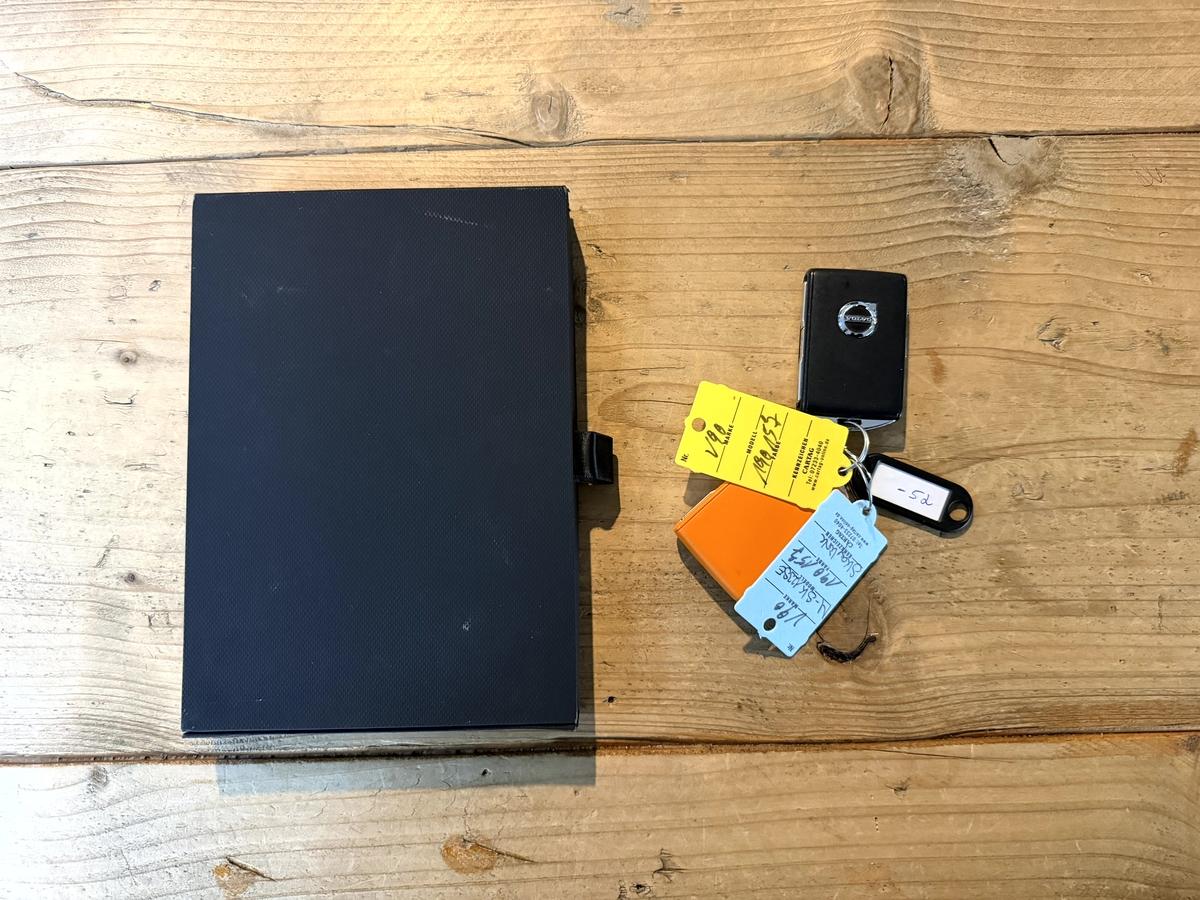 Volvo V90 T6 Recharge AWD Plus Dark LED Memory H/K R.Cam