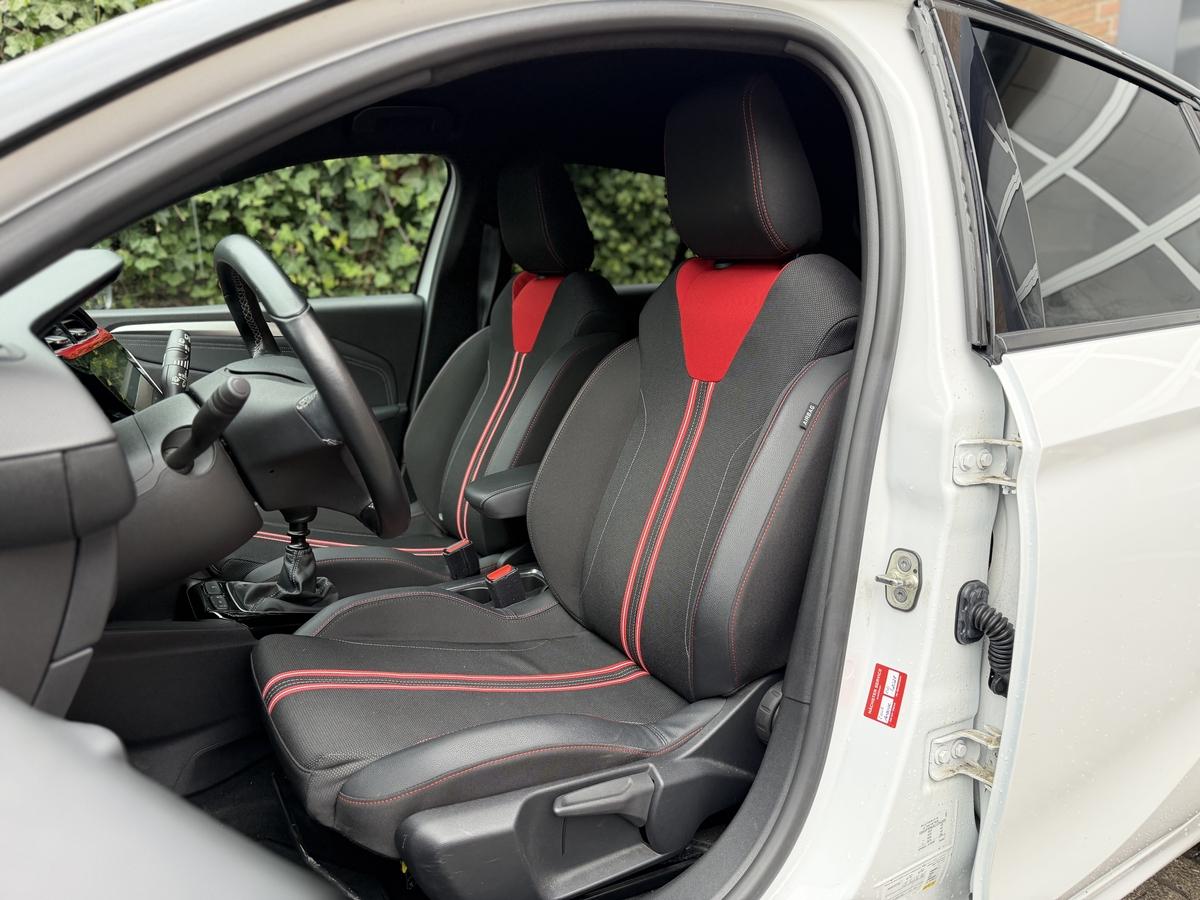 Opel Corsa F 1.2 Turbo GS Line /LED/180° KAMERA/SHZ/ACC/TEMPOMAT