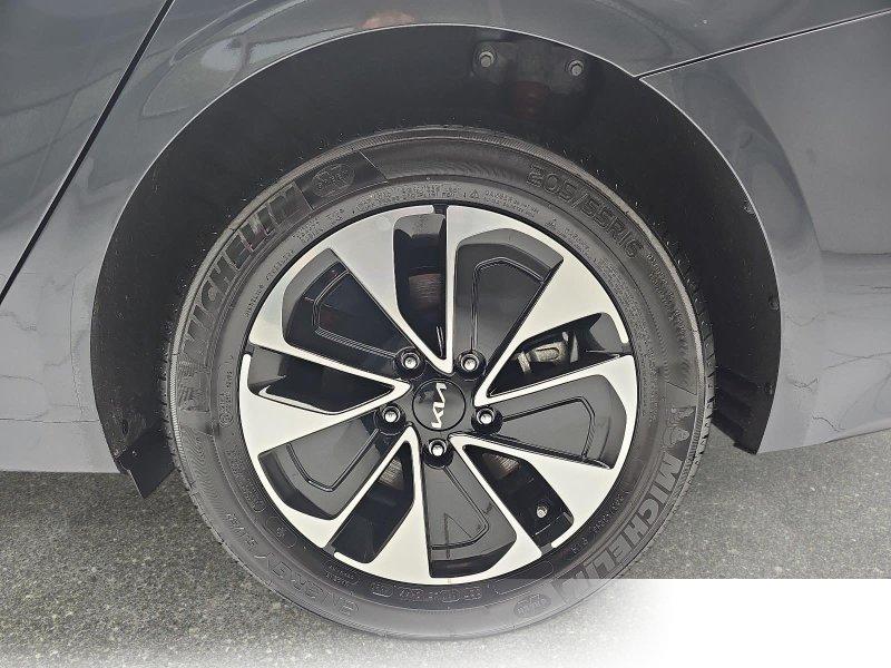 Kia cee'd / Ceed SW 1.6 GDI PLUG-IN-HYBRID VISION KOMFORT NAVI