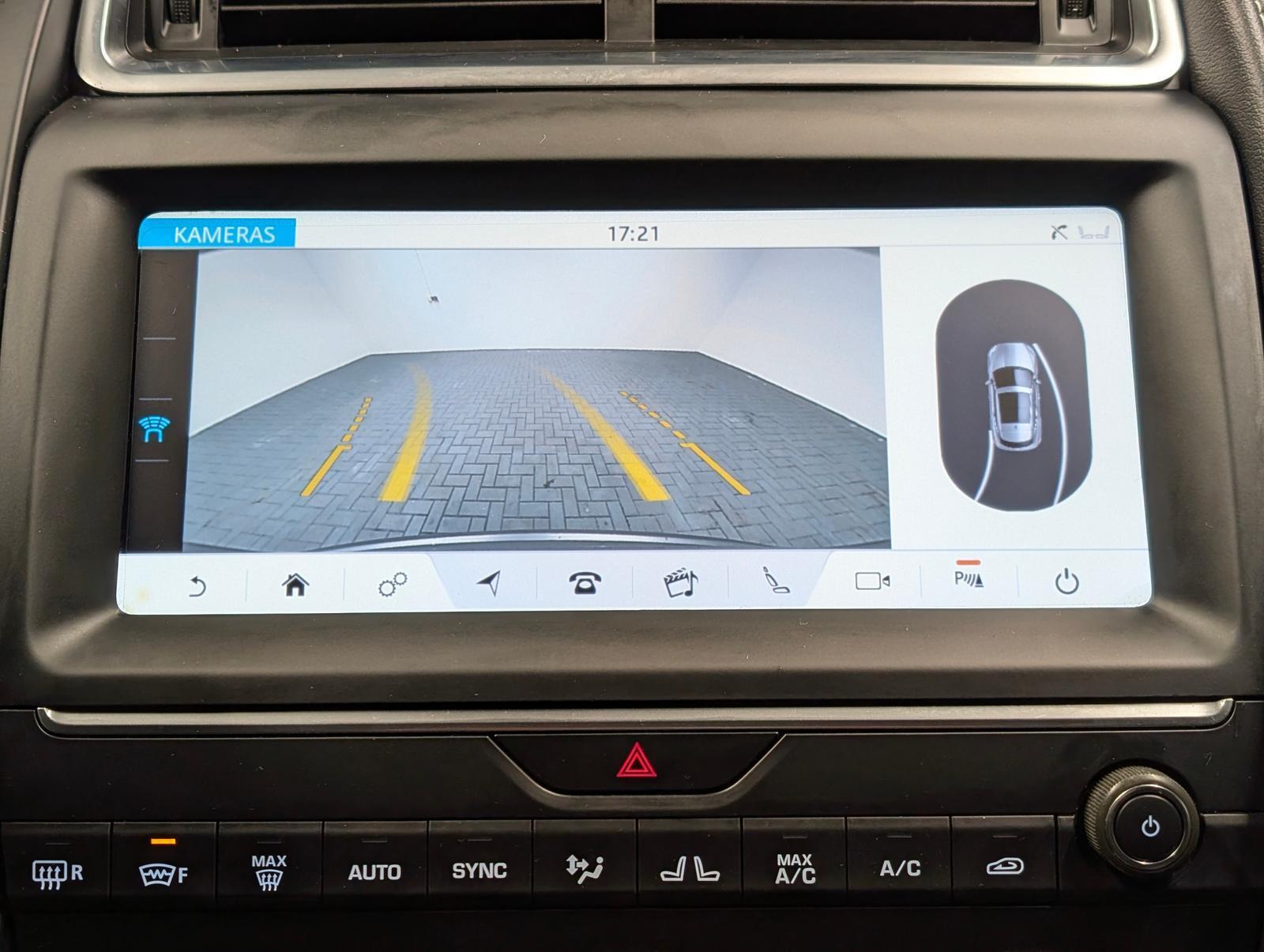 Jaguar E-Pace R-Dynamic S LED/Navi/Pano/SHZ/Kam/20-LM