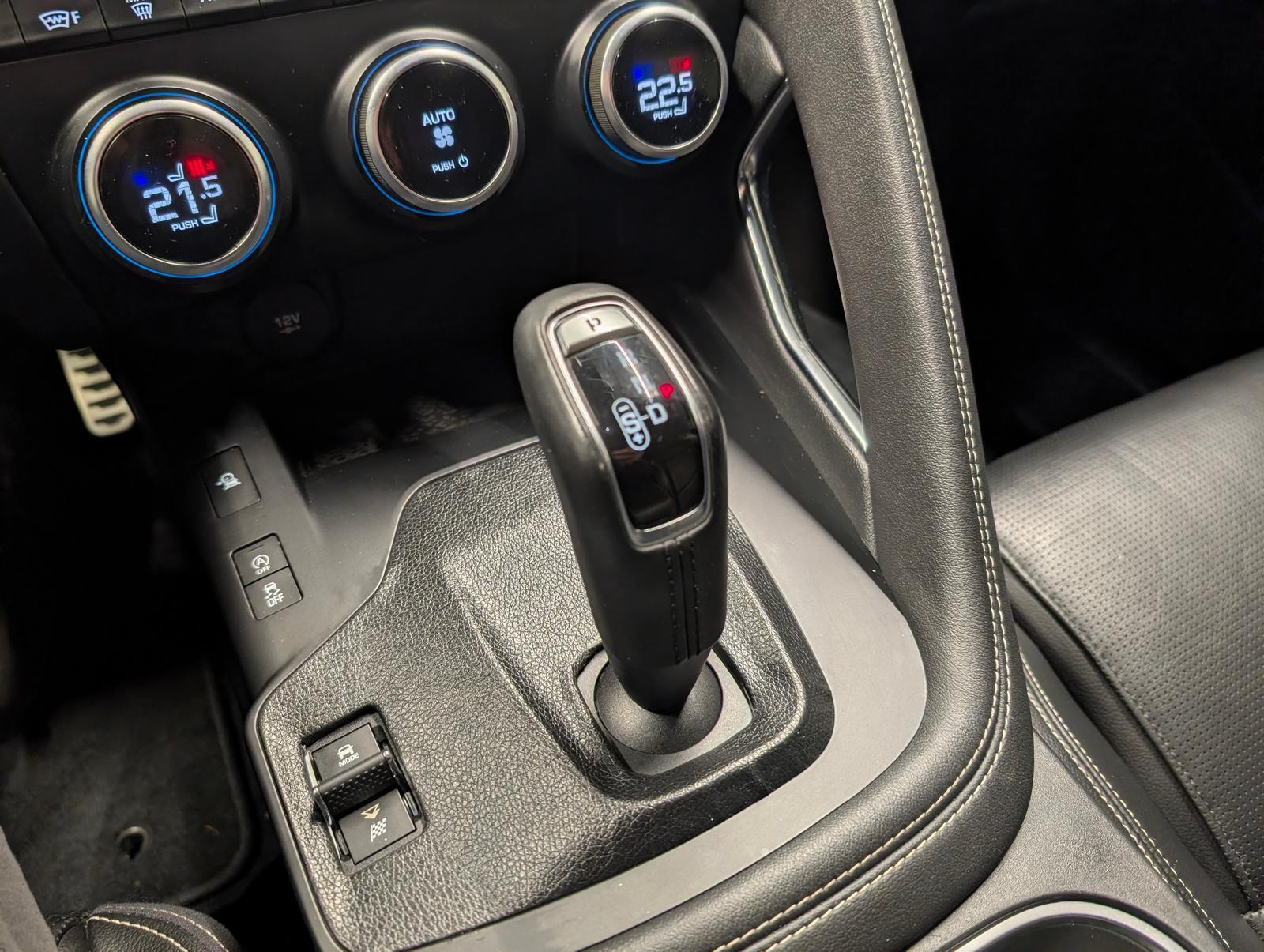 Jaguar E-Pace R-Dynamic S LED/Navi/Pano/SHZ/Kam/20-LM