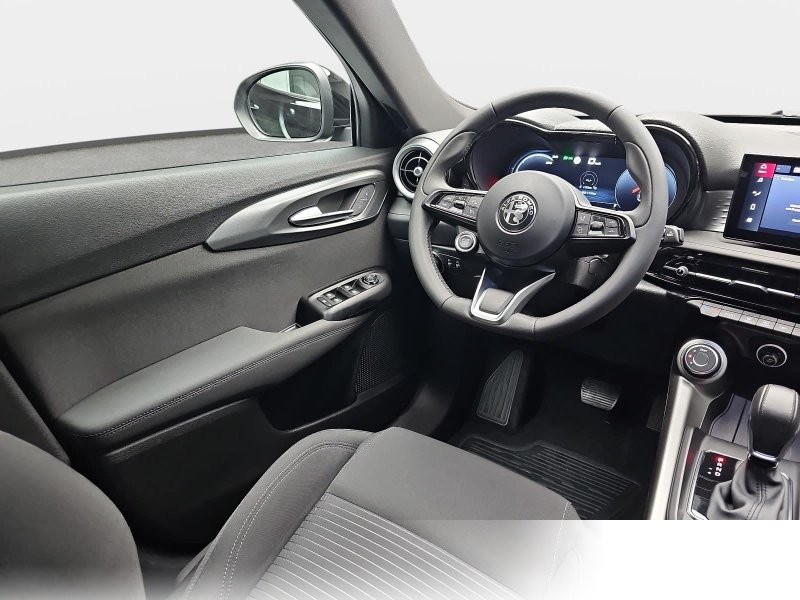Alfa Romeo Tonale 1.6 VGT-D SUPER, LED, APPLE CARPLAY, DAB