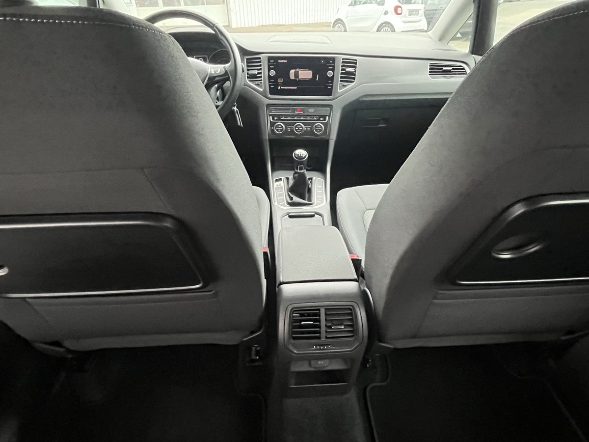 Volkswagen Golf Sportsvan 1.0 TSI Comfortline NUR 27 TKM*ALU*SHZ*PDC*