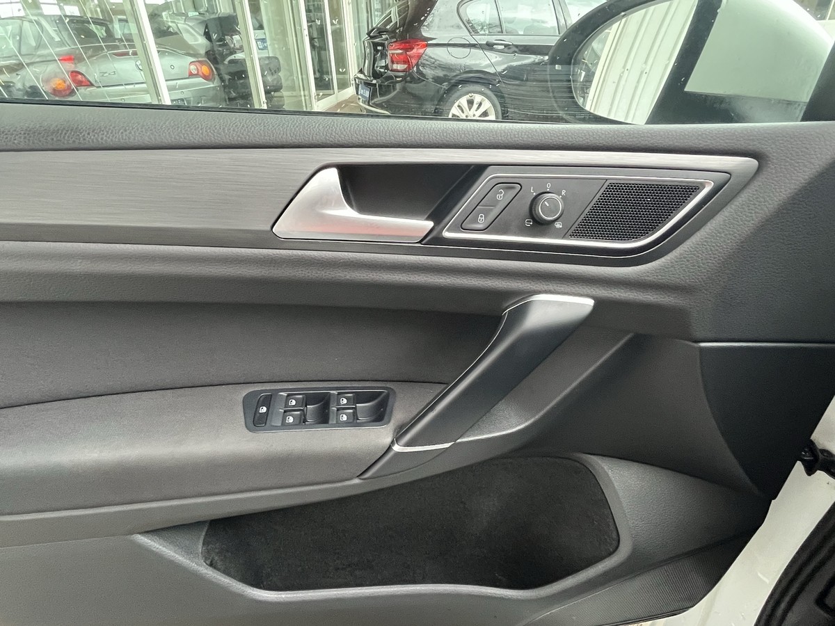 Volkswagen Golf Sportsvan 1.0 TSI Comfortline NUR 27 TKM*ALU*SHZ*PDC*