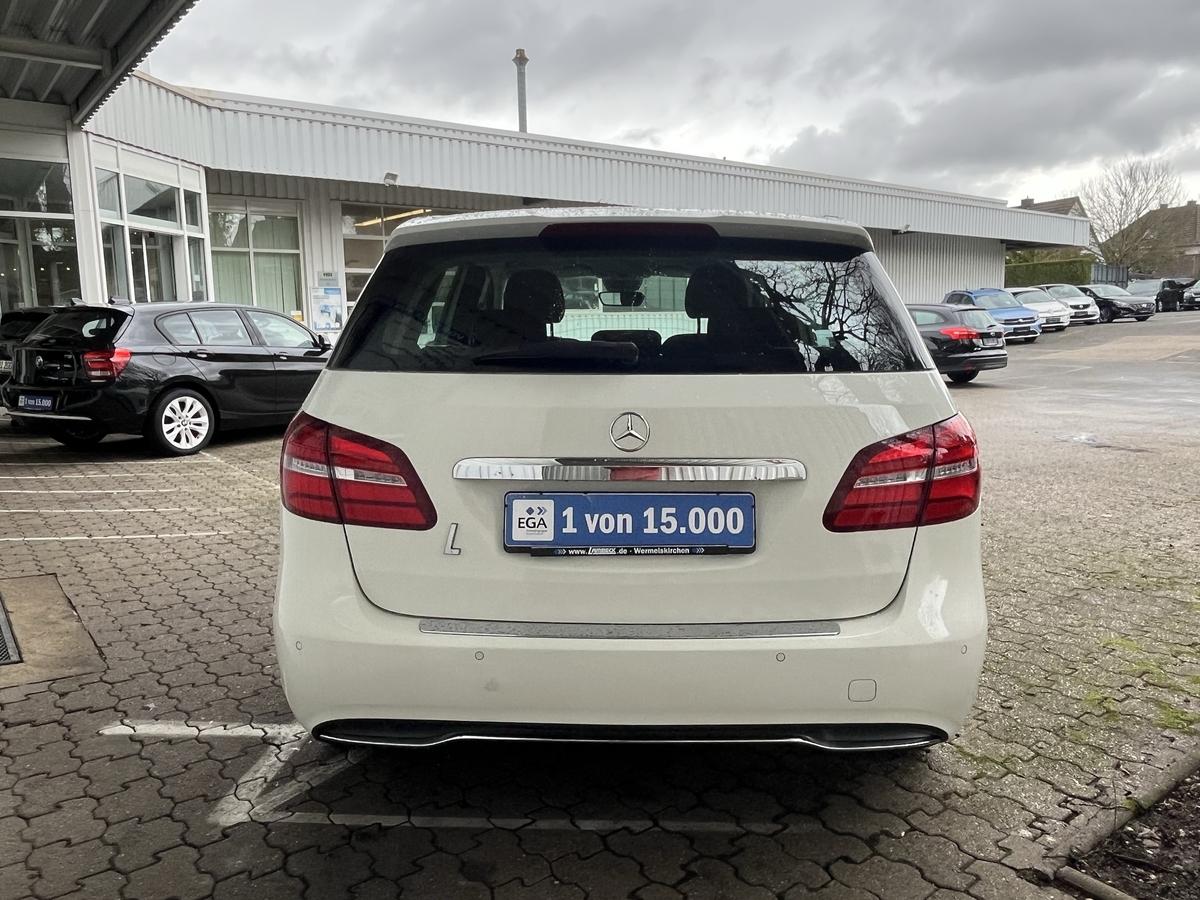 Mercedes-Benz B 180 STYLE*AHK*LED SCHEINW*NAVI*SHZ*PARK ASSISTENT