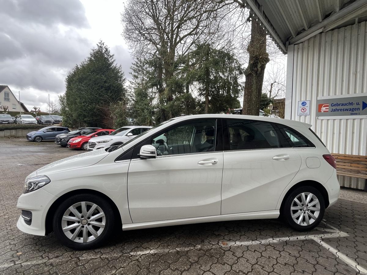 Mercedes-Benz B 180 STYLE*AHK*LED SCHEINW*NAVI*SHZ*PARK ASSISTENT
