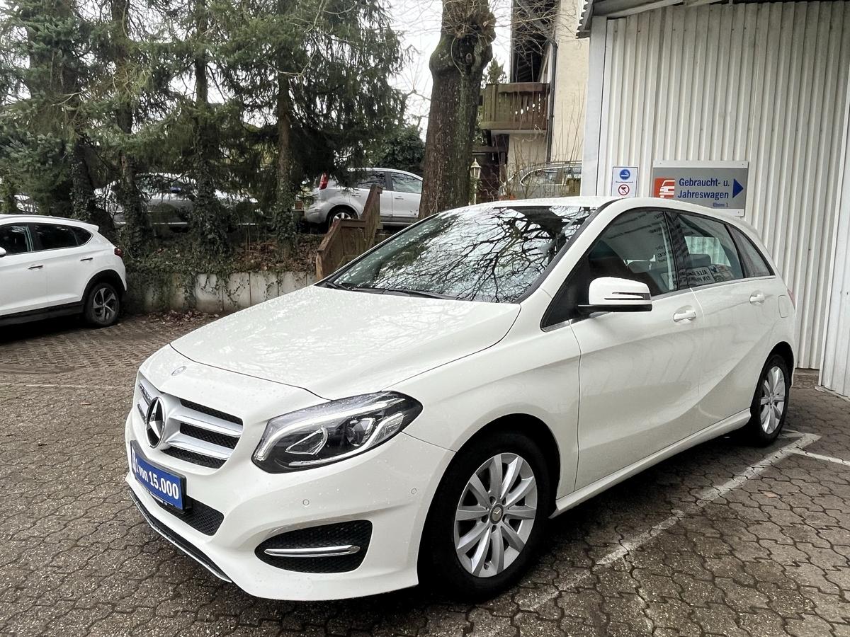 Mercedes-Benz B 180 STYLE*AHK*LED SCHEINW*NAVI*SHZ*PARK ASSISTENT