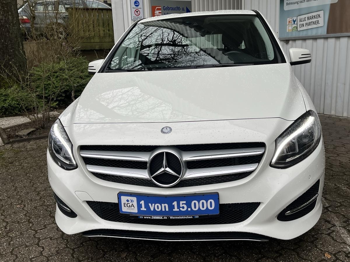 Mercedes-Benz B 180 STYLE*AHK*LED SCHEINW*NAVI*SHZ*PARK ASSISTENT