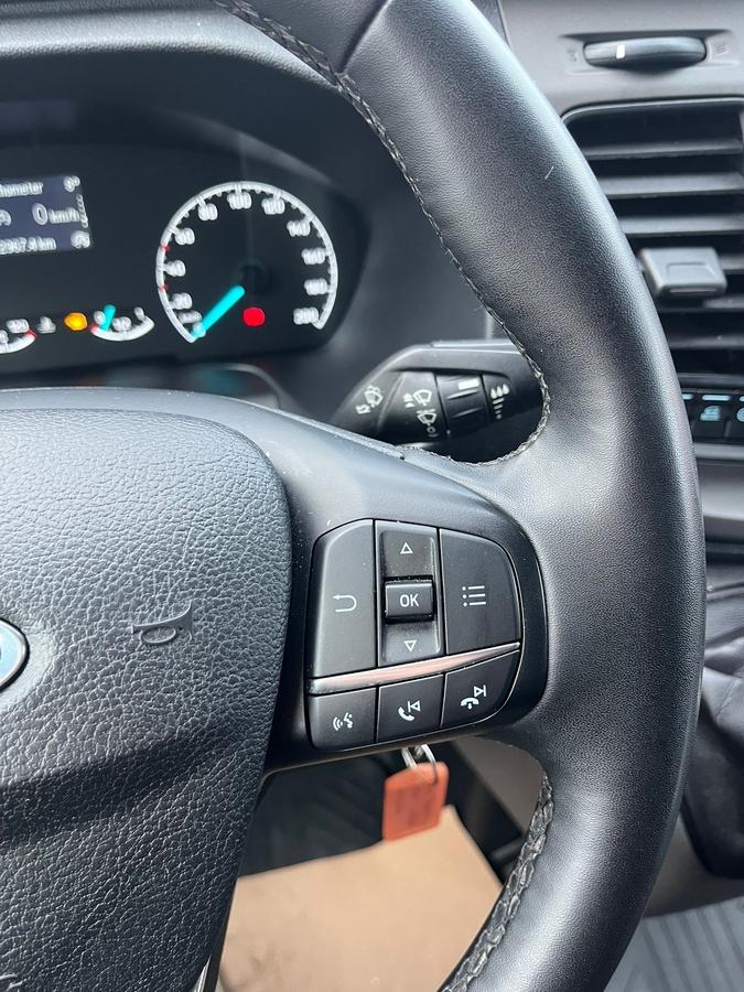 Ford Transit Custom 2.0 TDCi 320 L2 PKW Trend 9-Sitzer 