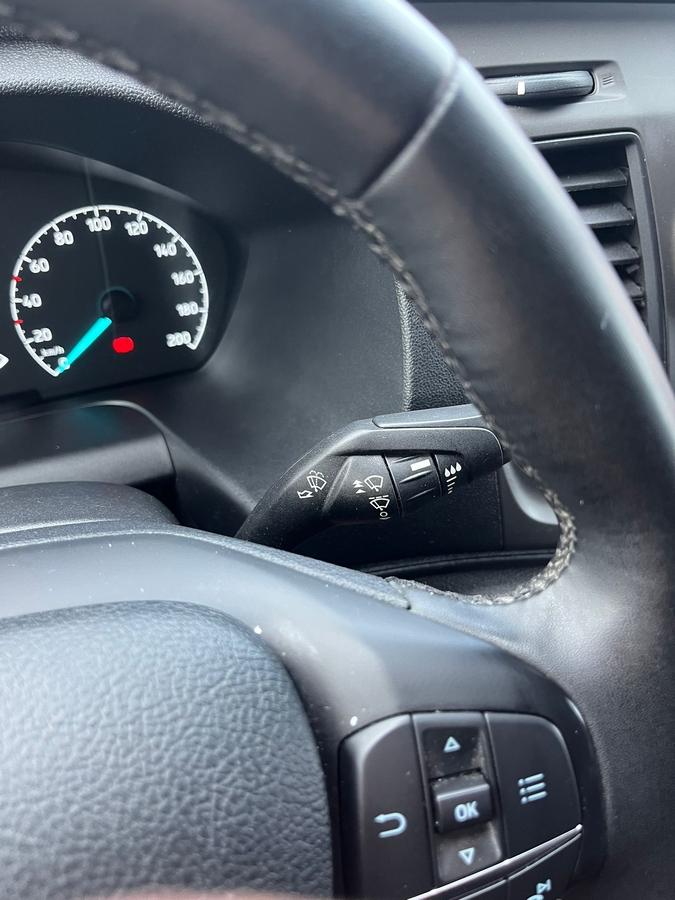 Ford Transit Custom 2.0 TDCi 320 L2 PKW Trend 9-Sitzer 