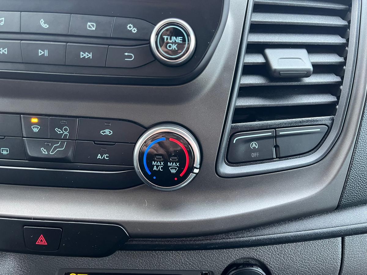 Ford Transit Custom 2.0 TDCi 320 L2 PKW Trend 9-Sitzer 