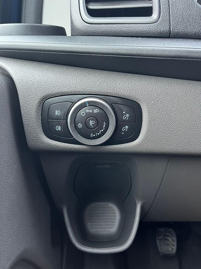 Ford Transit Custom 2.0 TDCi 320 L2 PKW Trend 9-Sitzer 