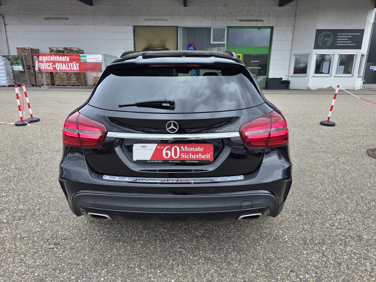 Mercedes-Benz GLA 250 AMG Line Night LED PDC Tempomat
