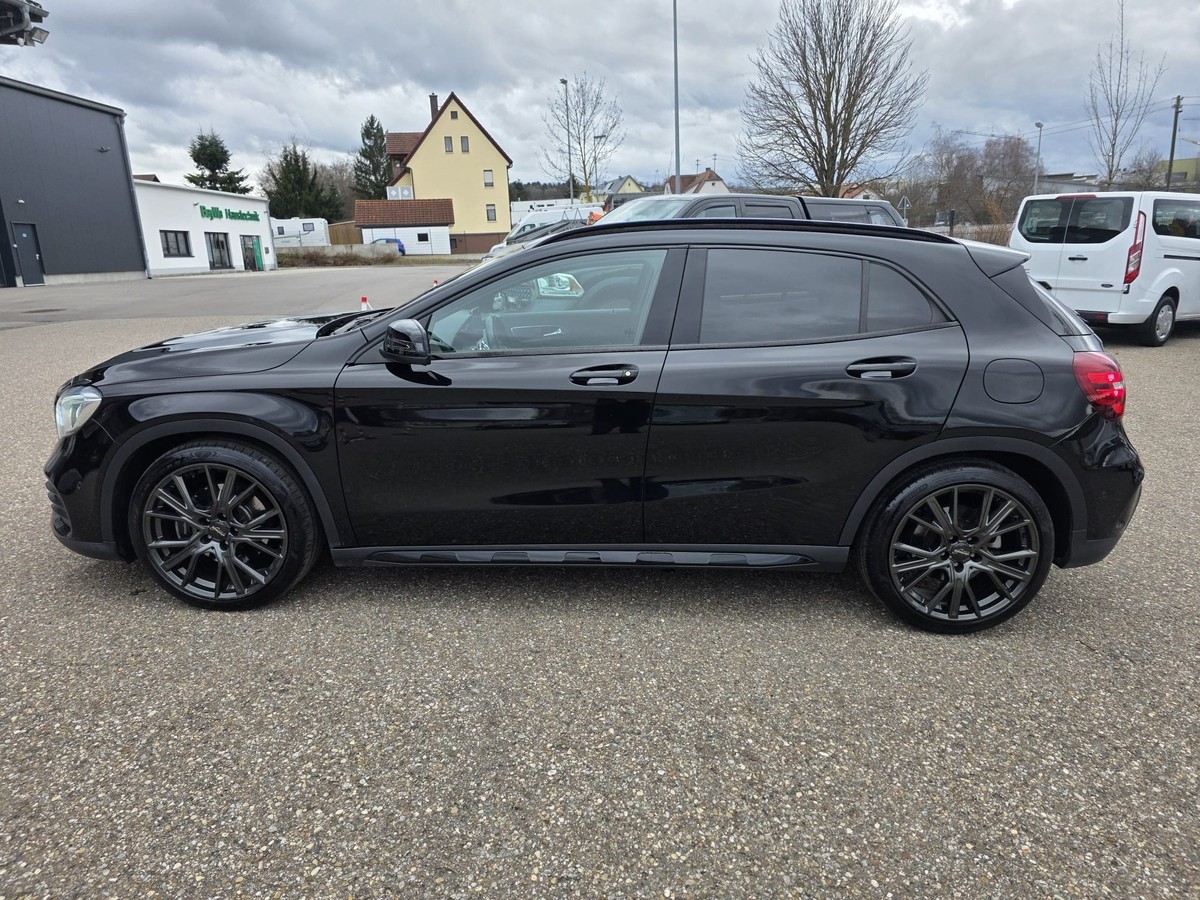 Mercedes-Benz GLA 250 AMG Line Night LED PDC Tempomat