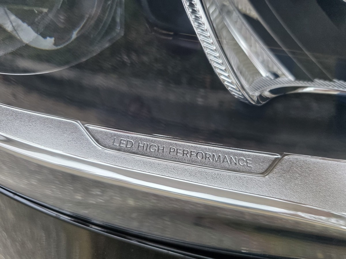 Mercedes-Benz GLA 250 AMG Line Night LED PDC Tempomat