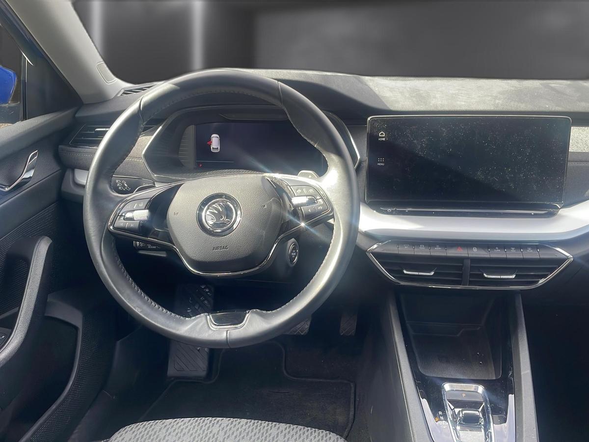 Skoda Octavia Combi 2.0 TDI *LED*SHZ*NAVI*RFK