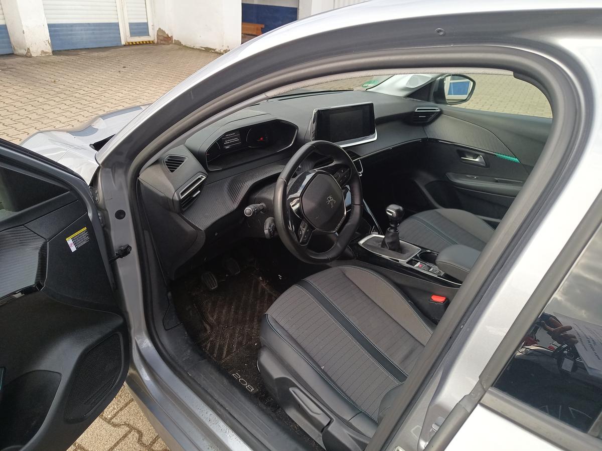Peugeot 208 1.2 PureTech 100 Allure (EURO 6d) 