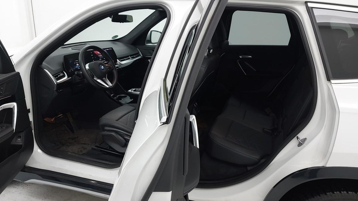 BMW iX1 eDrive20 Xline RFK