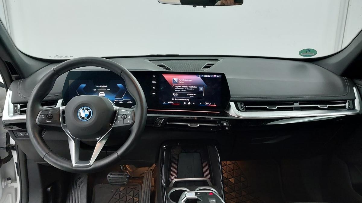 BMW iX1 eDrive20 Xline RFK