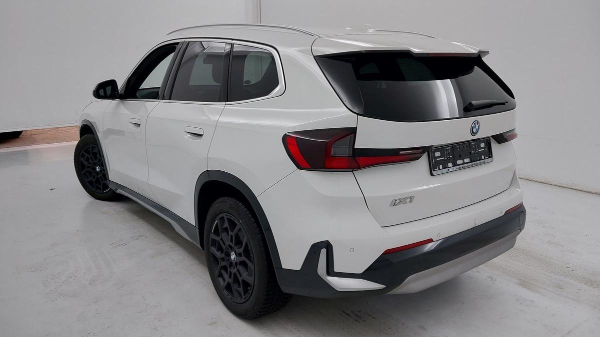 BMW iX1 eDrive20 Xline RFK