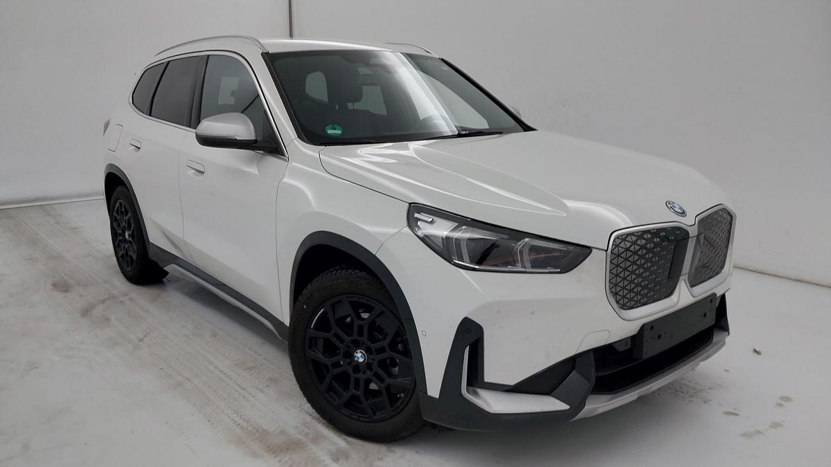 BMW iX1 eDrive20 Xline RFK
