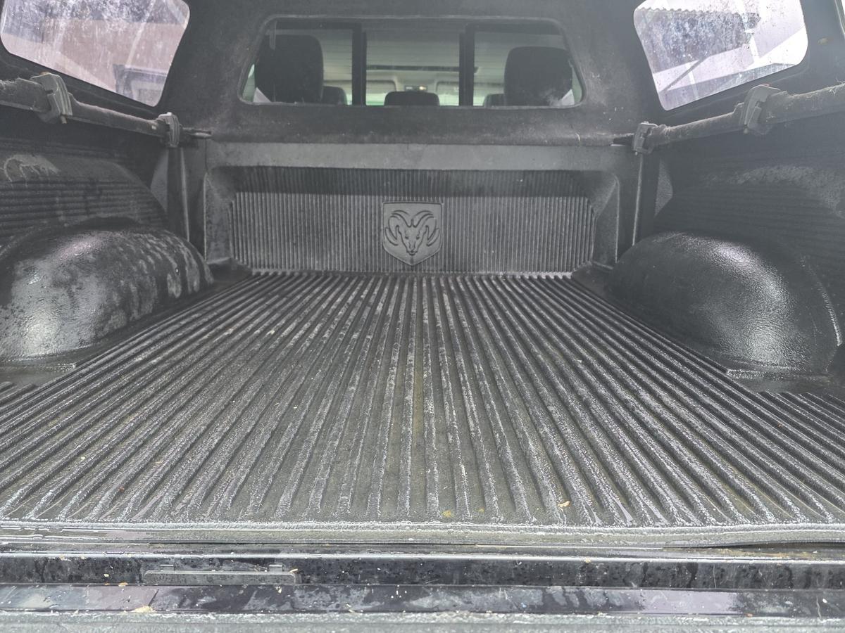 Dodge RAM 1500 GAS LARAMIE Hemi Luftfahrwerk