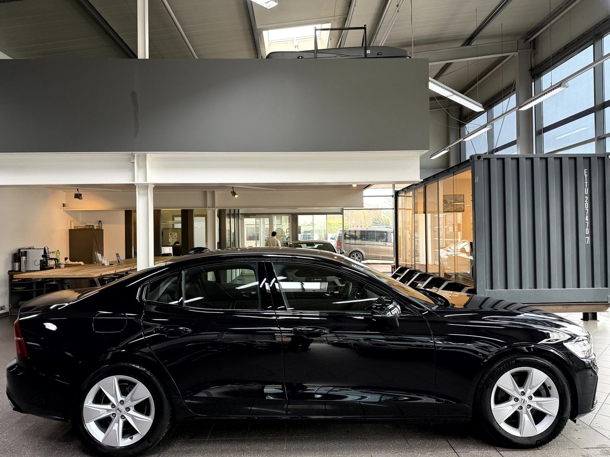 Volvo S60 B4 R Design LED GSD Memory H&K ACC