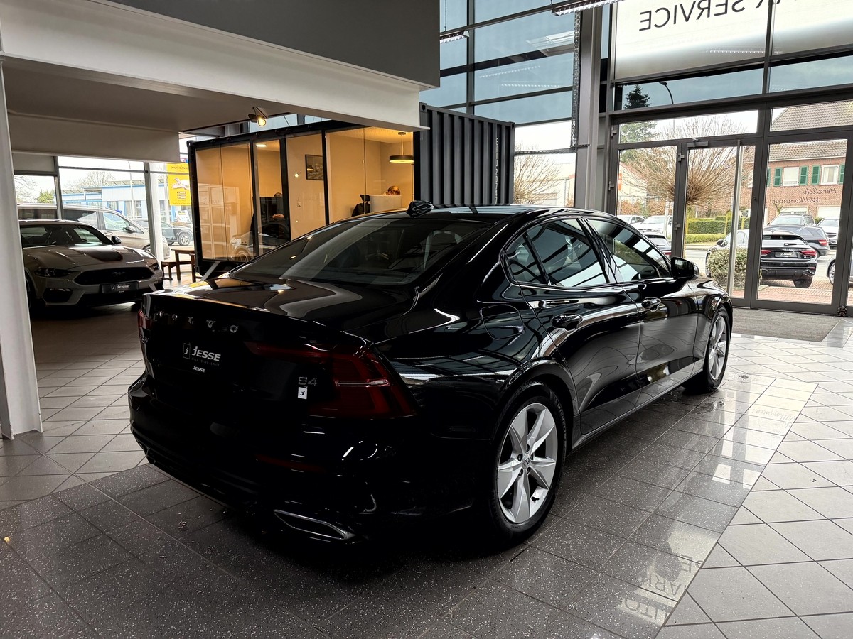 Volvo S60 B4 R Design LED GSD Memory H&K ACC