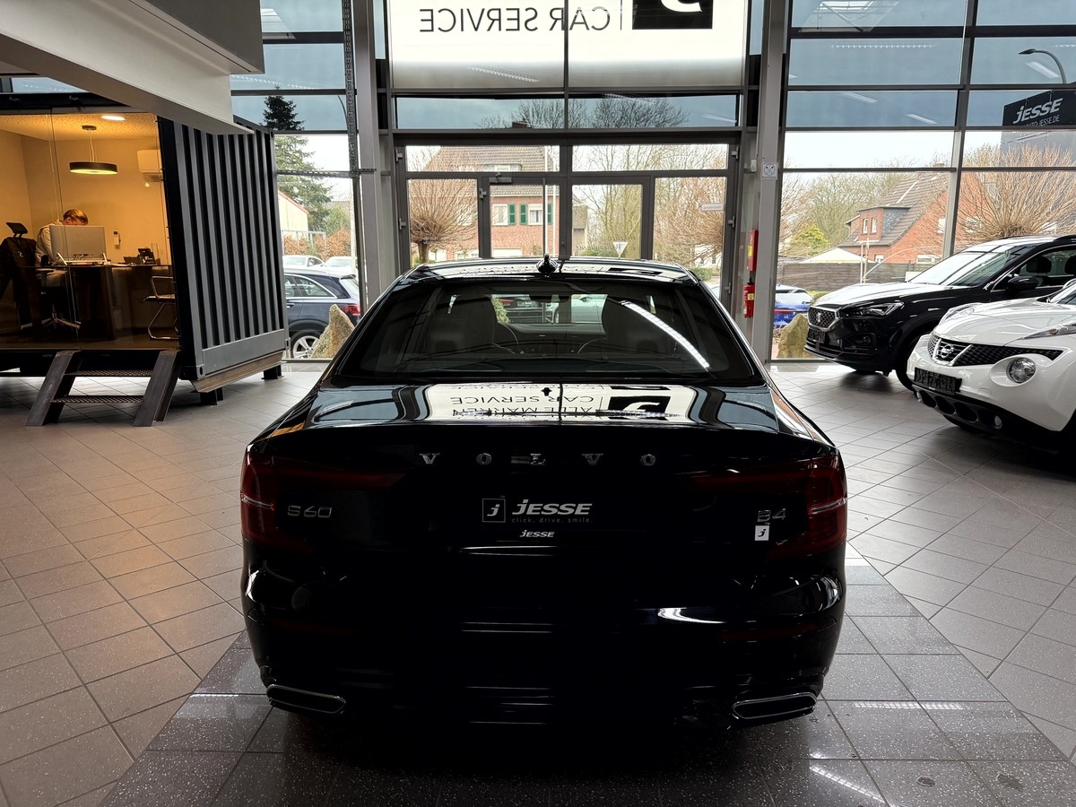 Volvo S60 B4 R Design LED GSD Memory H&K ACC