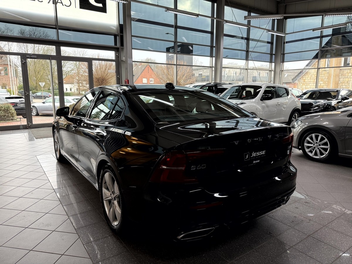 Volvo S60 B4 R Design LED GSD Memory H&K ACC