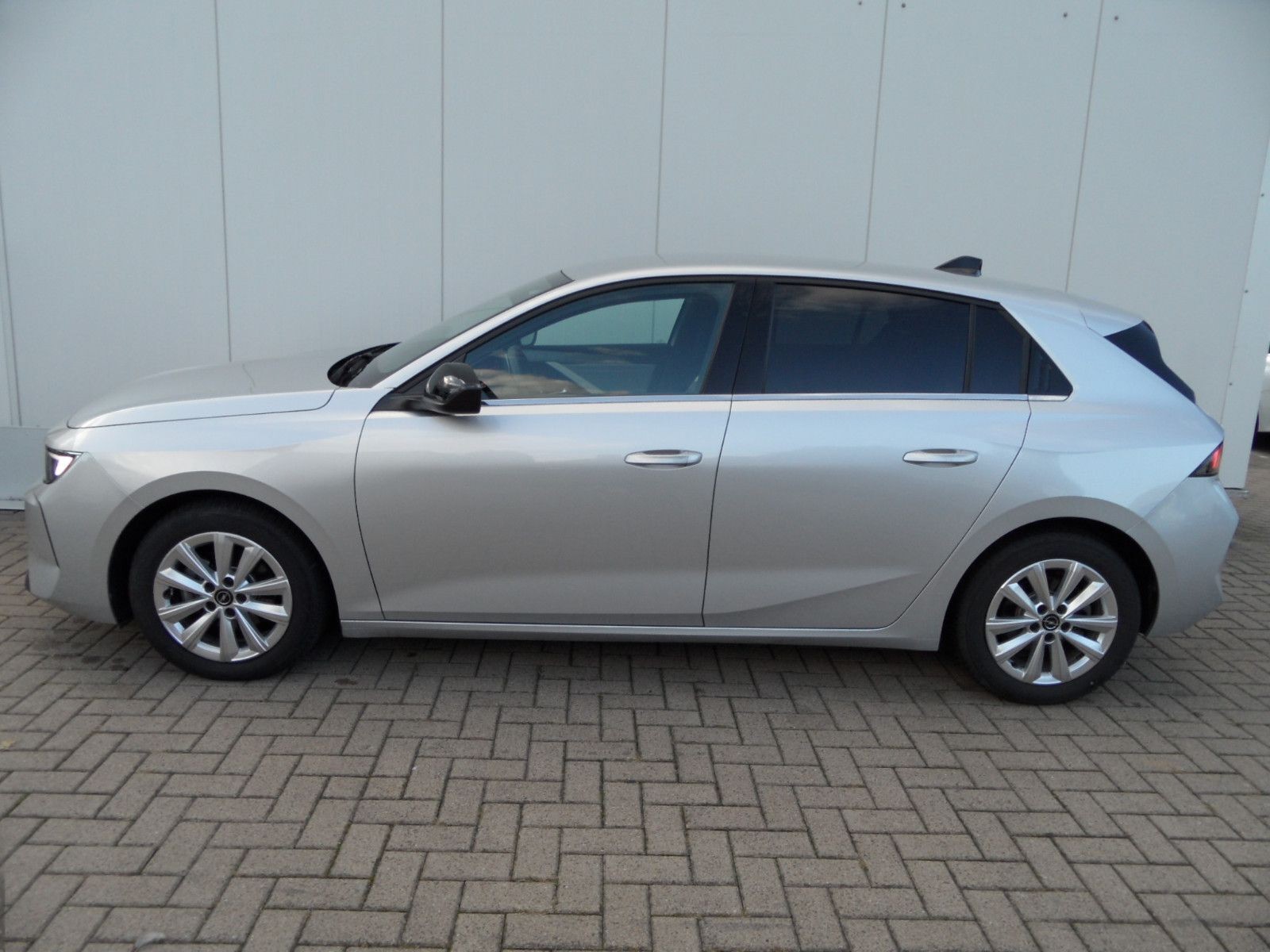 Opel Astra L 1,2 Lim. Elegance+Kamera+Sitzheizung
