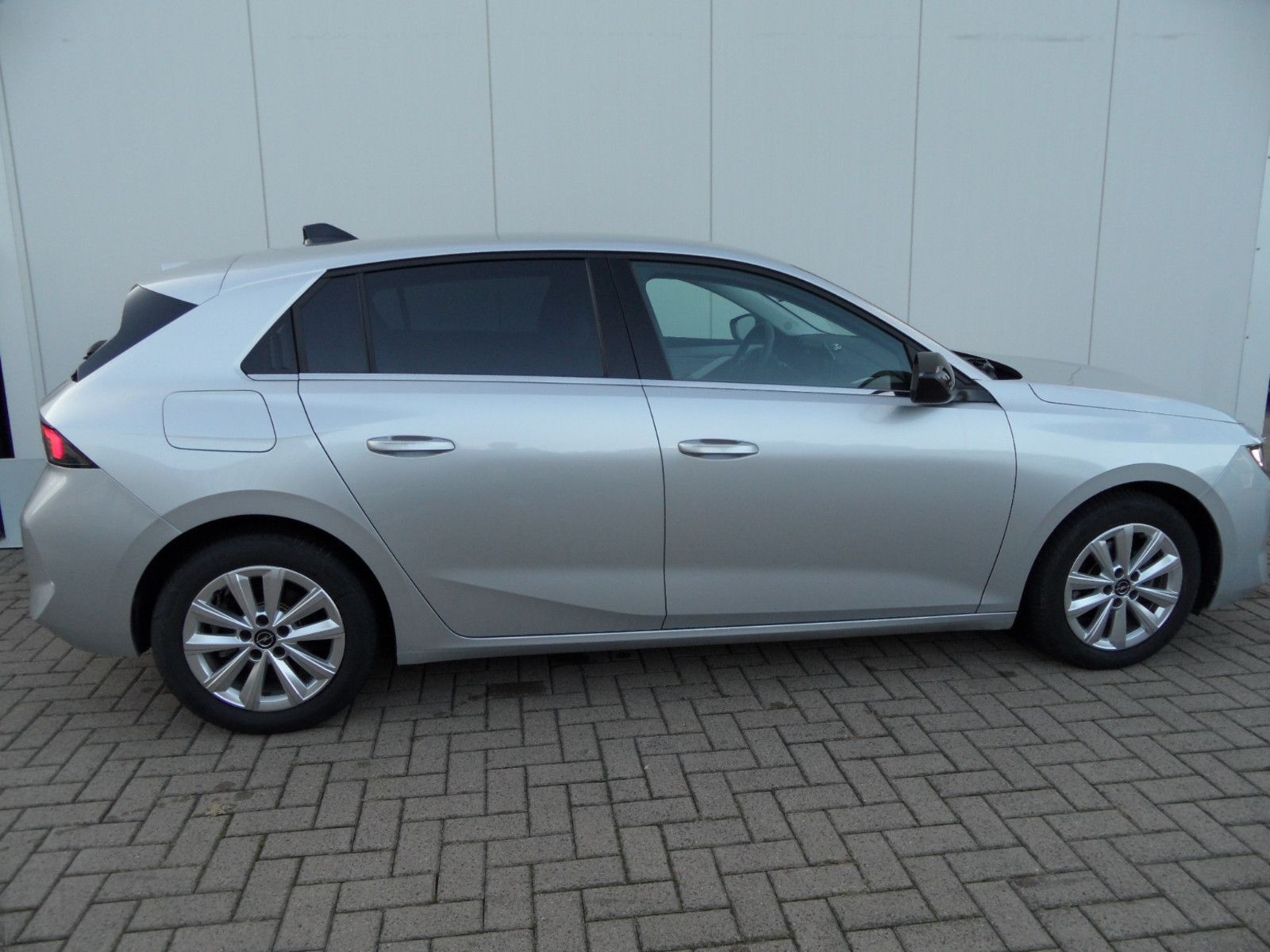 Opel Astra L 1,2 Lim. Elegance+Kamera+Sitzheizung