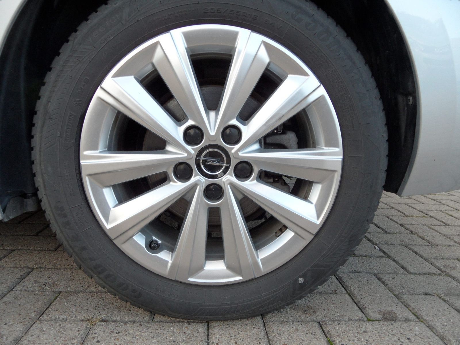 Opel Astra L 1,2 Lim. Elegance+Kamera+Sitzheizung
