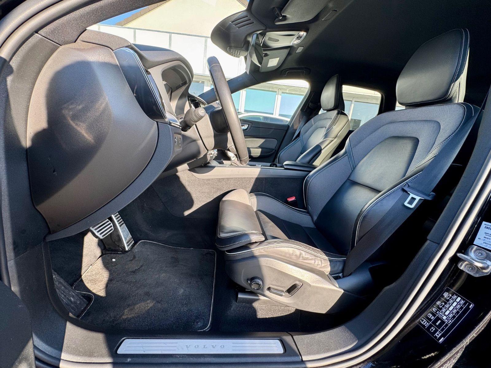 Volvo XC60 XC60 D4 8-Gang R Design