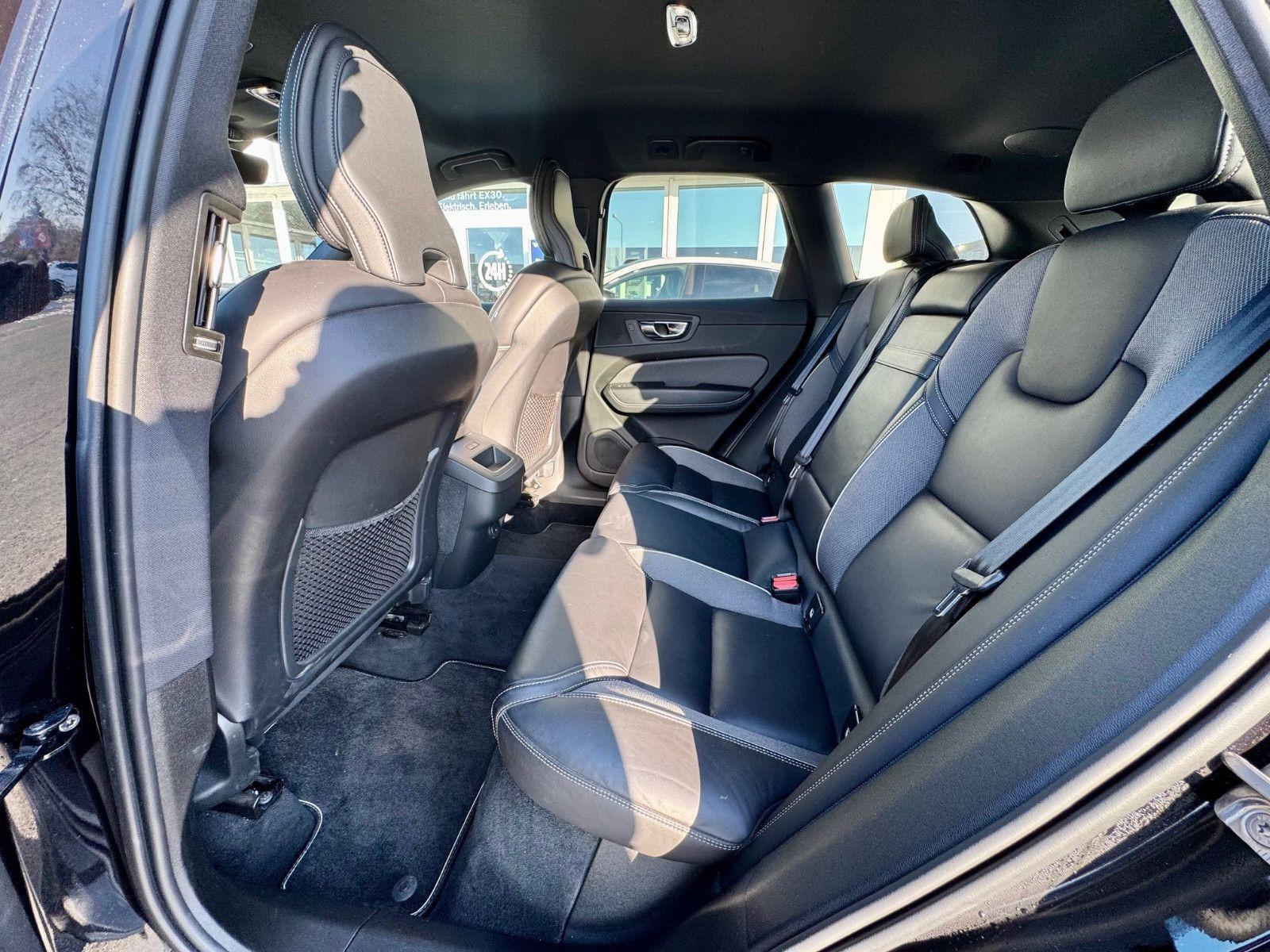 Volvo XC60 XC60 D4 8-Gang R Design