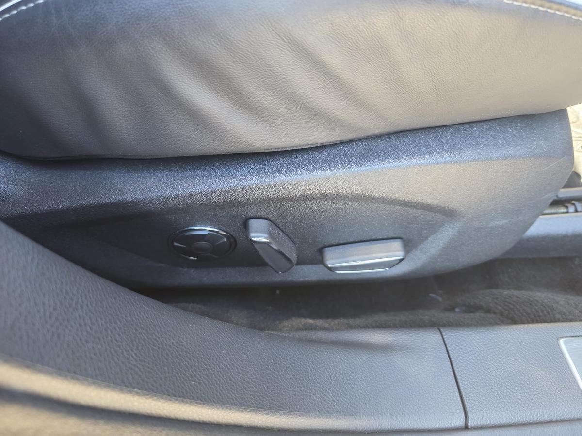 Ford Mondeo Vignale AHK ACC LED Massage 