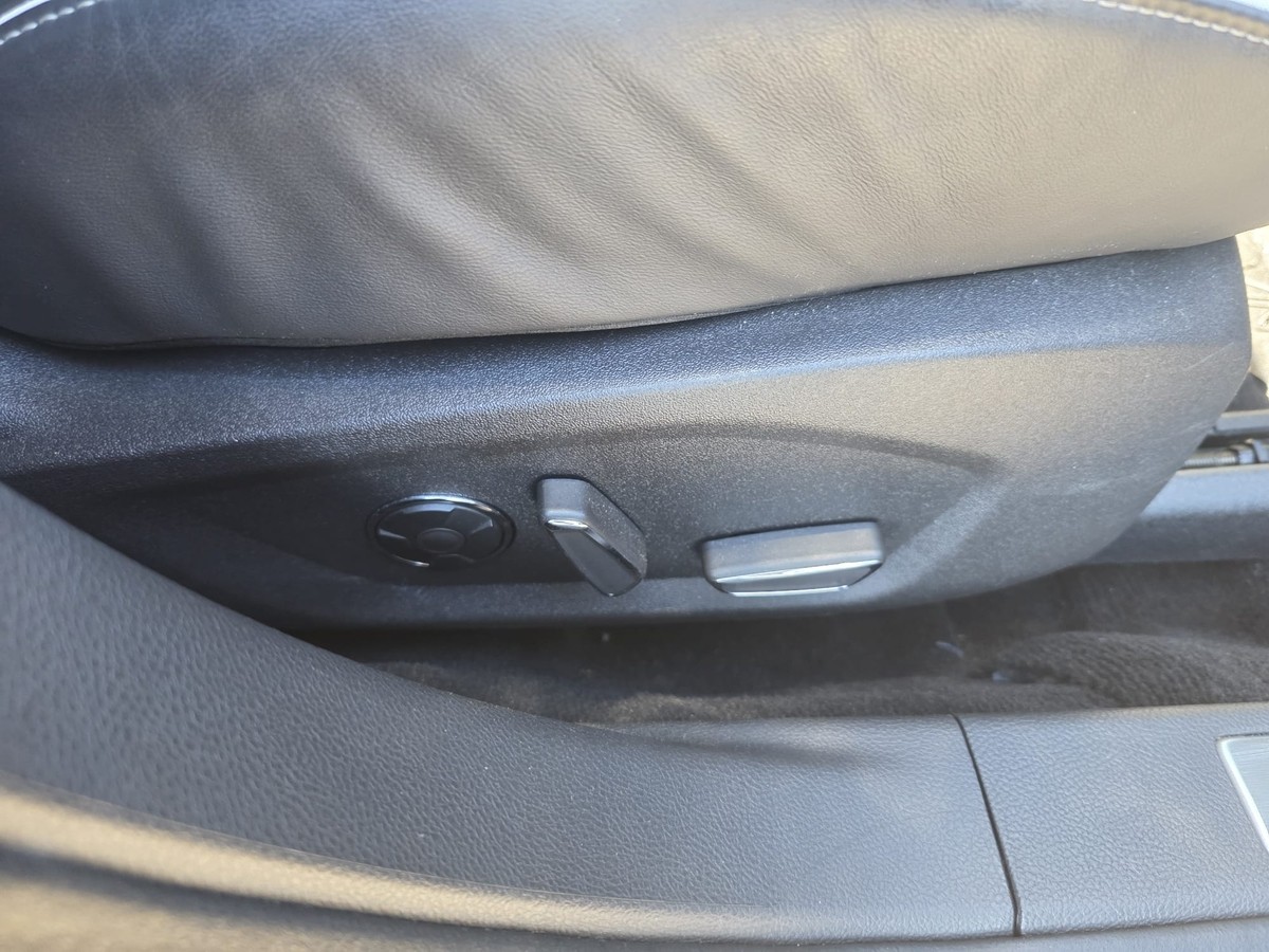 Ford Mondeo Vignale AHK ACC LED Massage 