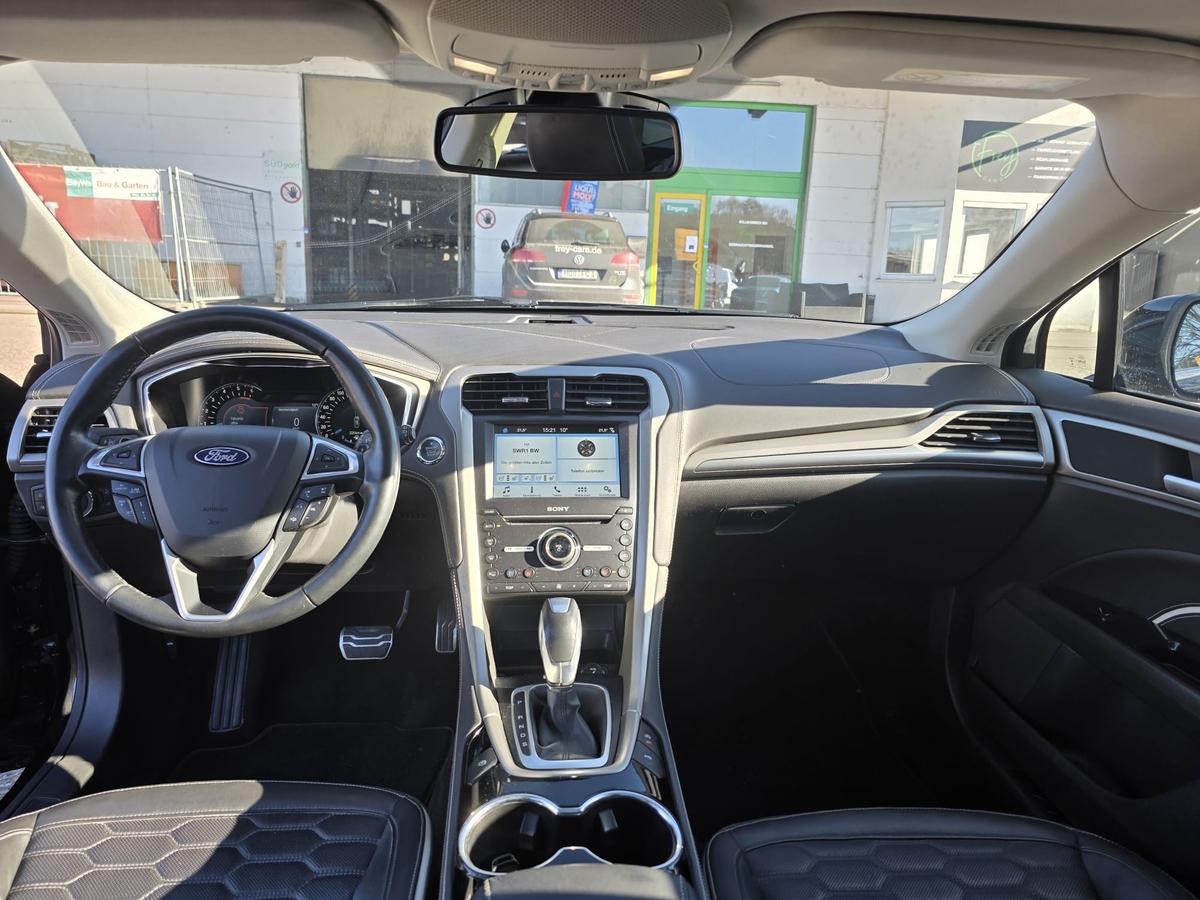 Ford Mondeo Vignale AHK ACC LED Massage 