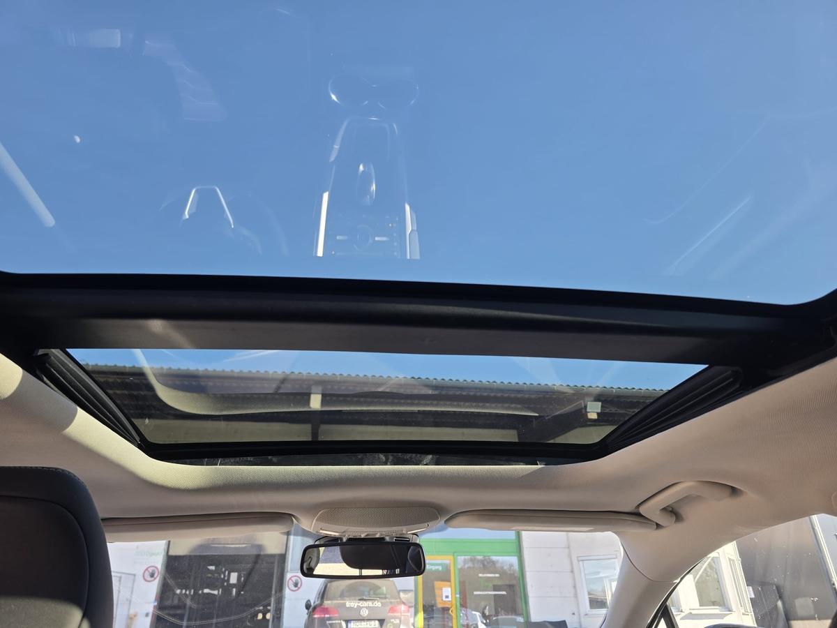 Ford Mondeo Vignale AHK ACC LED Massage 