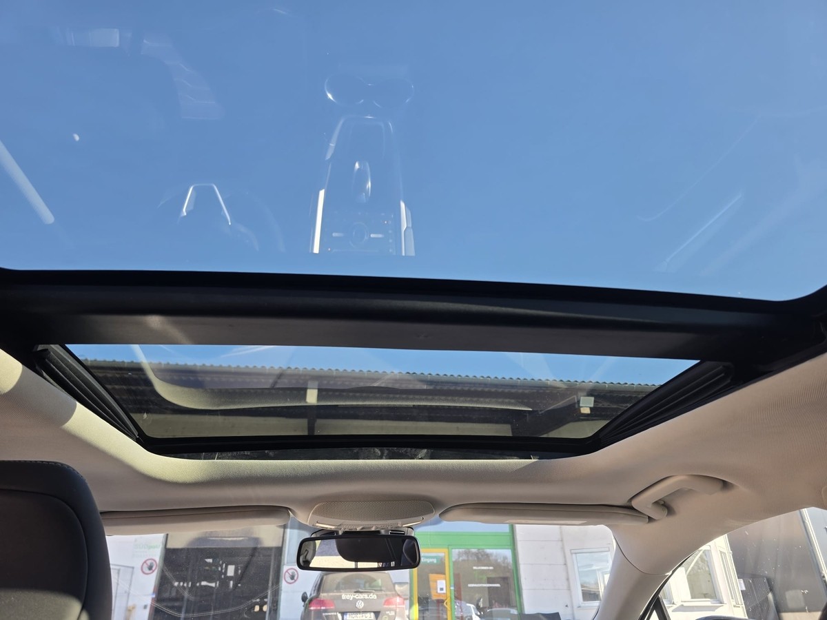 Ford Mondeo Vignale AHK ACC LED Massage 