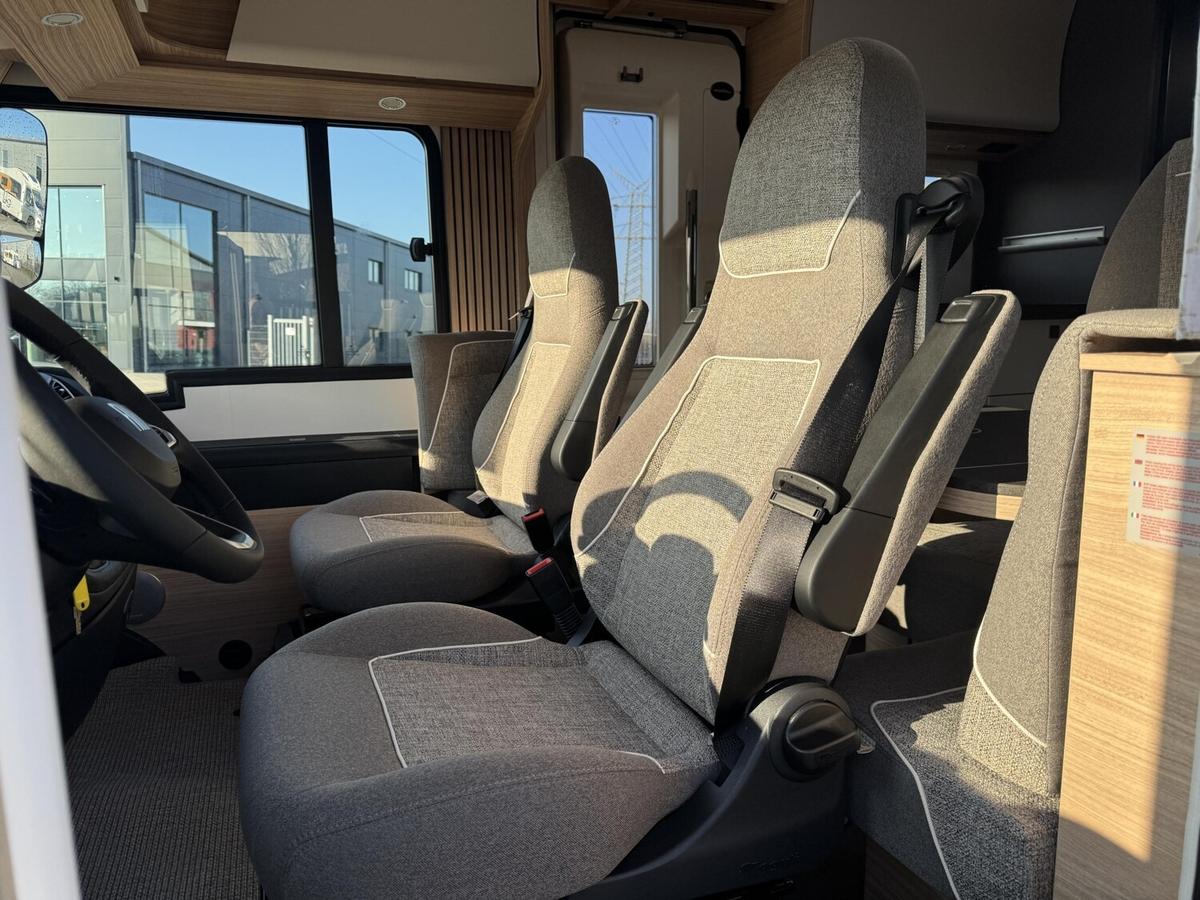 Malibu I 441 KB LE Lithium+Kaffem.+Kamera+Markise