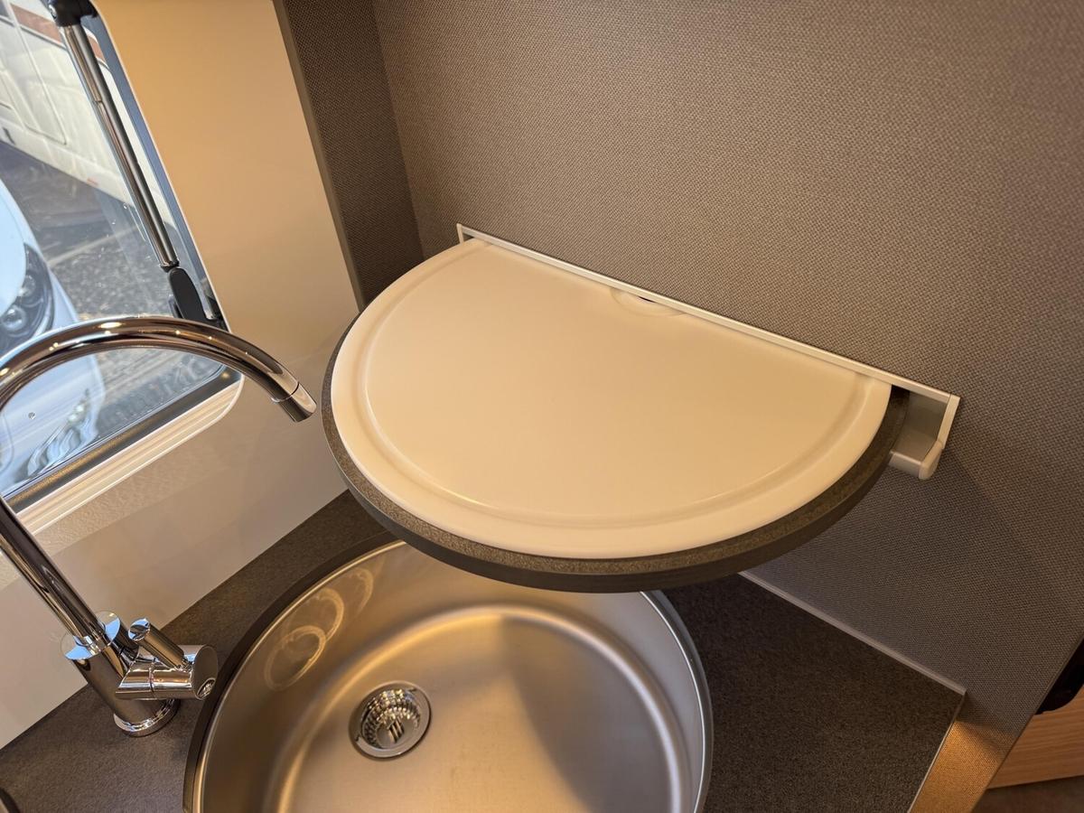 Malibu I 441 KB LE Lithium+Kaffem.+Kamera+Markise