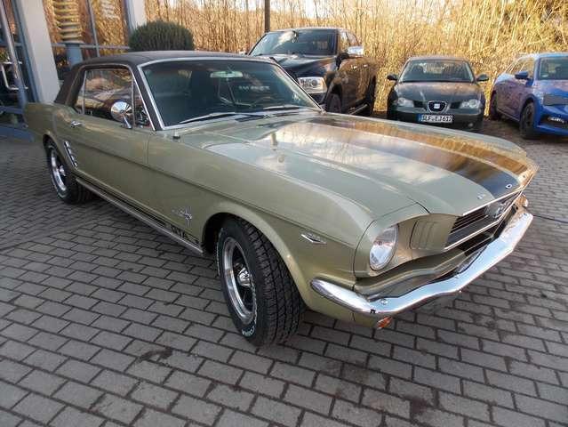 Ford Mustang V8 mit Wertgutachten